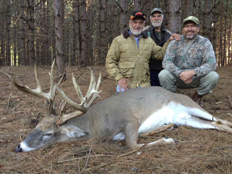 Buck 170 inch bucks minnesota thompson danny whitetail bow kills trophy deer north state hunter score hunts american spots america