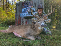Kentucky deer whitetail trophy hunting